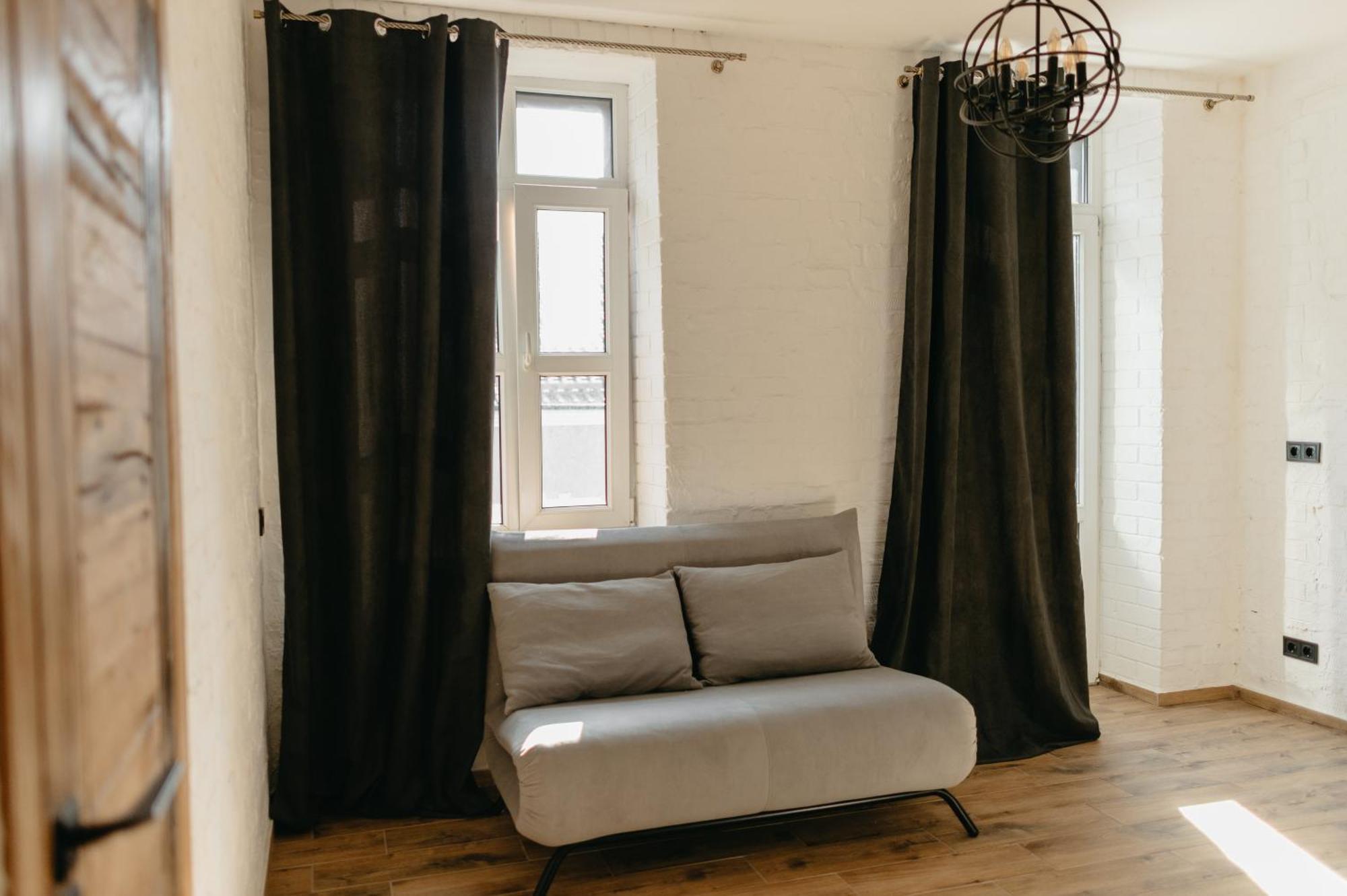 Hotel Dynasty Kam'janec'-Podil's'kyj Esterno foto